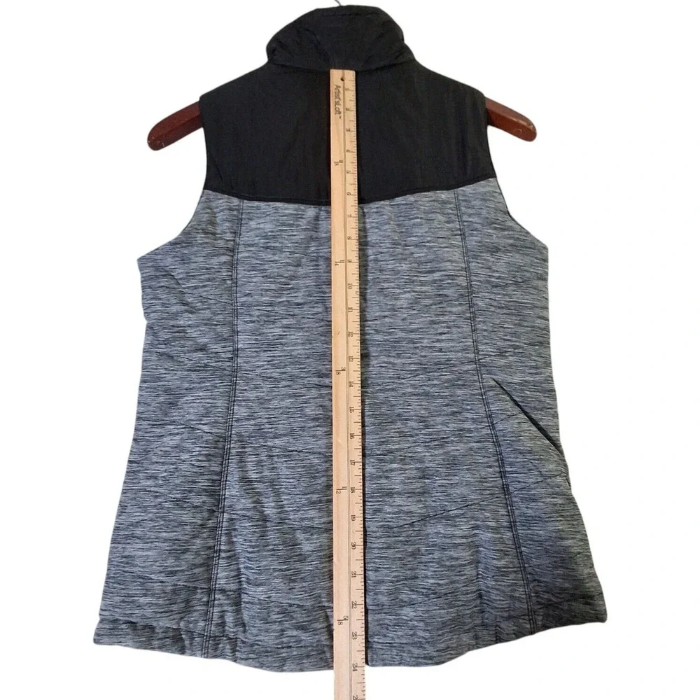 The North Face Pseudio Vest Girls Large Gray Black Full Zip Colorblock